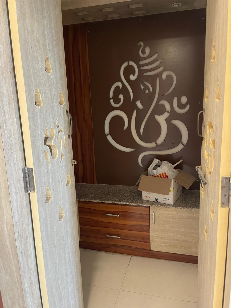 3bhk semi furnished flat for rent in kondapur, Hyderabad | SMR Vinay Iconia