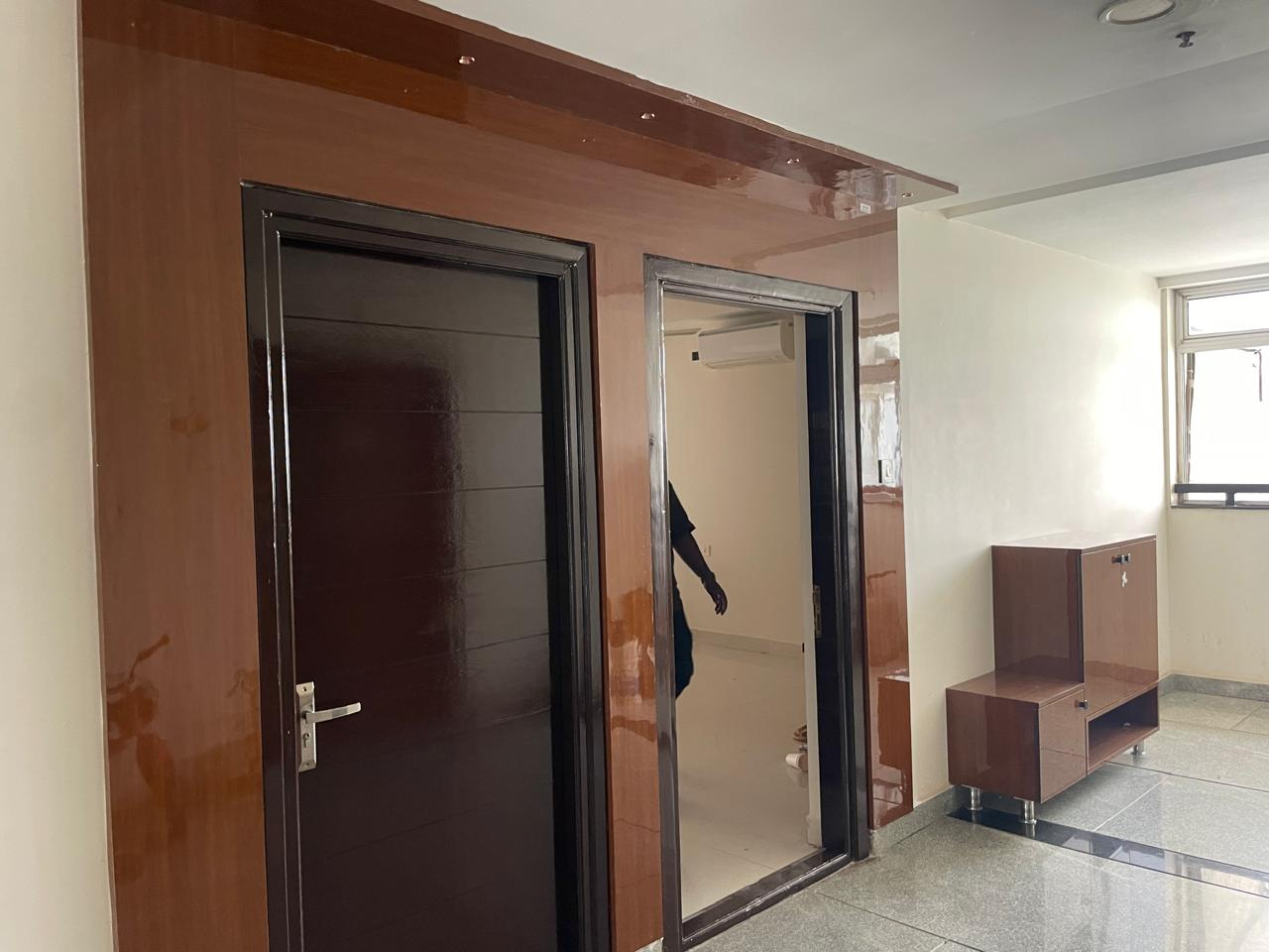 3bhk semi furnished flat for rent in kondapur, Hyderabad | SMR Vinay Iconia