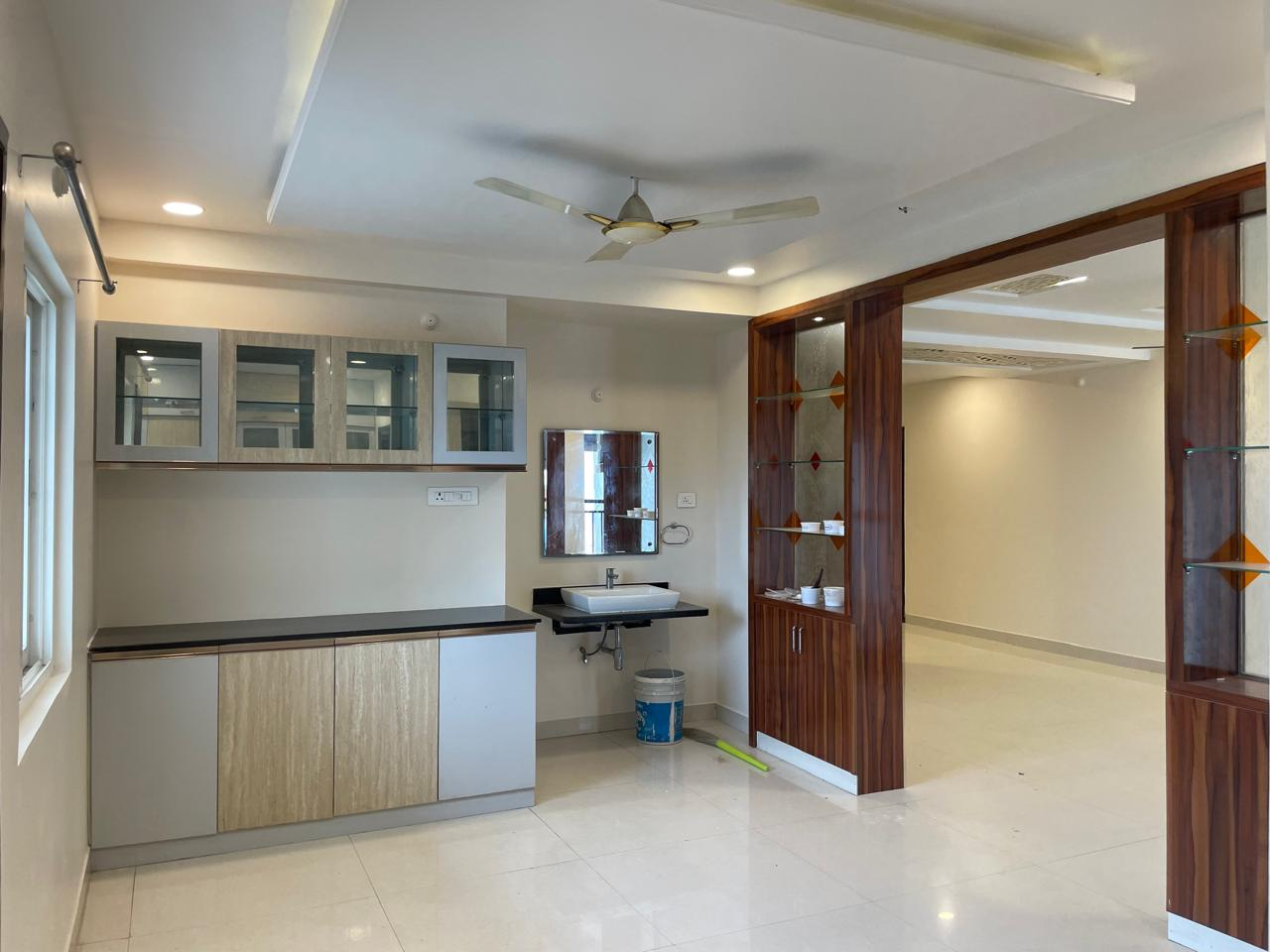 3bhk semi furnished flat for rent in kondapur, Hyderabad | SMR Vinay Iconia