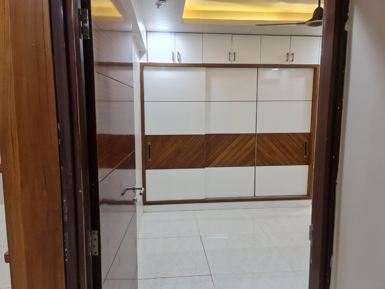 VT12 3bhk semi furnished flat for rent in Financial District, Hyderabad | Vasavi GP Trends
