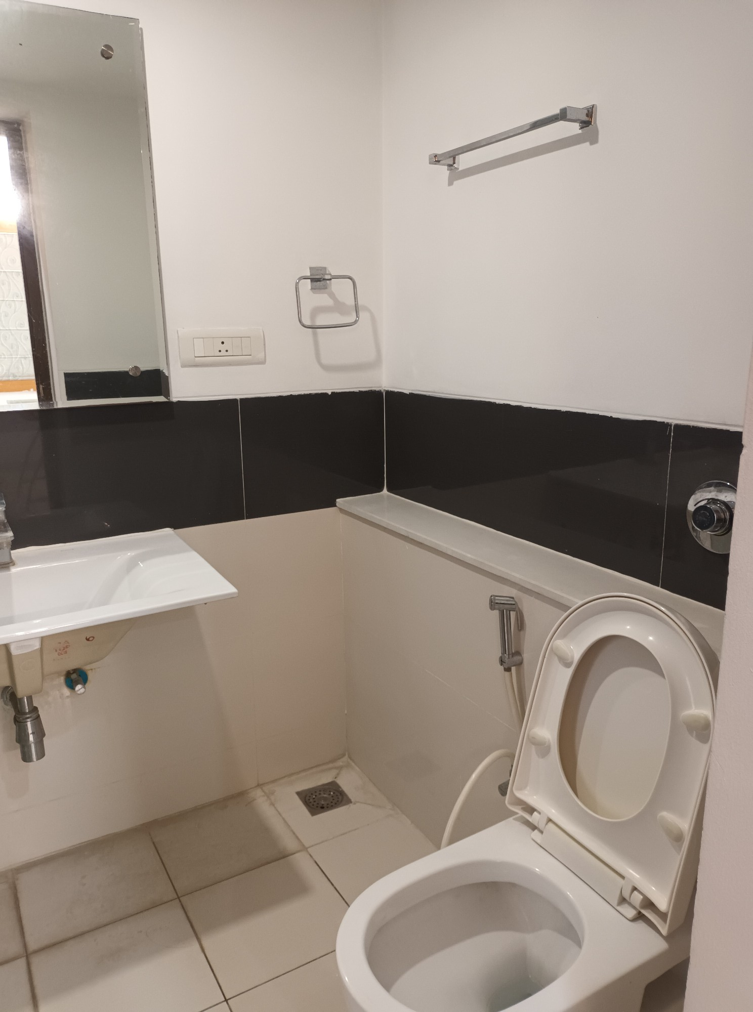 3bhk fully furnished flat for rent in Financial District, Hyderabad | Jayaberi orange county