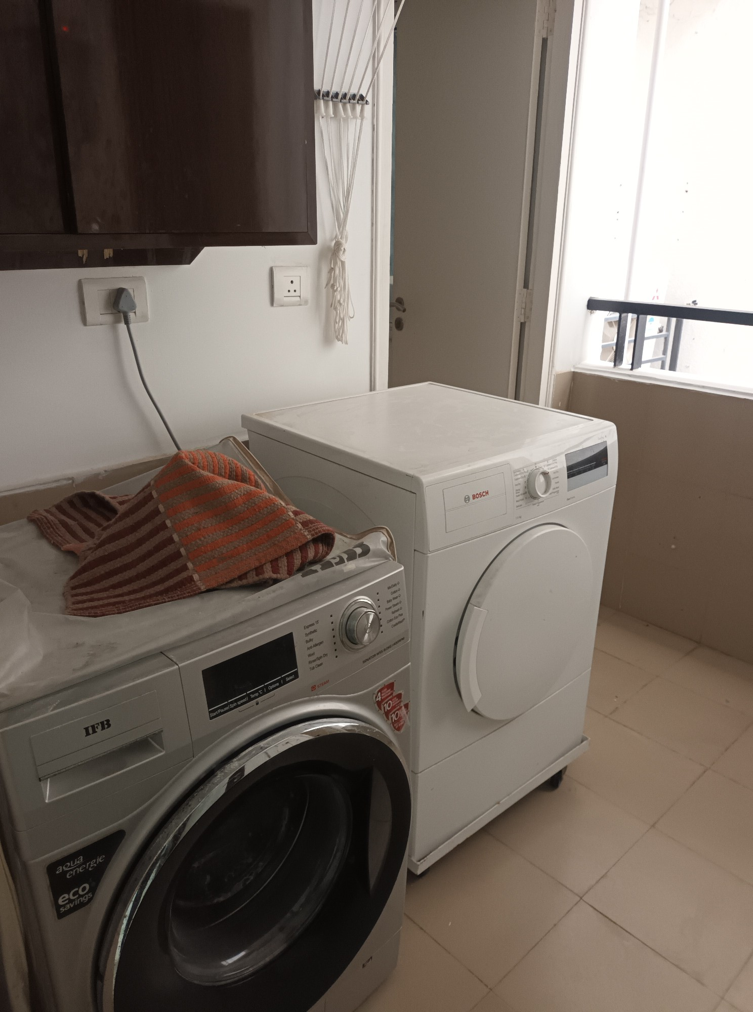 3bhk fully furnished flat for rent in Financial District, Hyderabad | Jayaberi orange county
