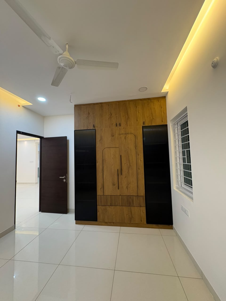AZ23 3 BHK Semi Furnished Flat for Rent in Aparna Zenon , Nanakramguda, Hyderabad | ₹70,000