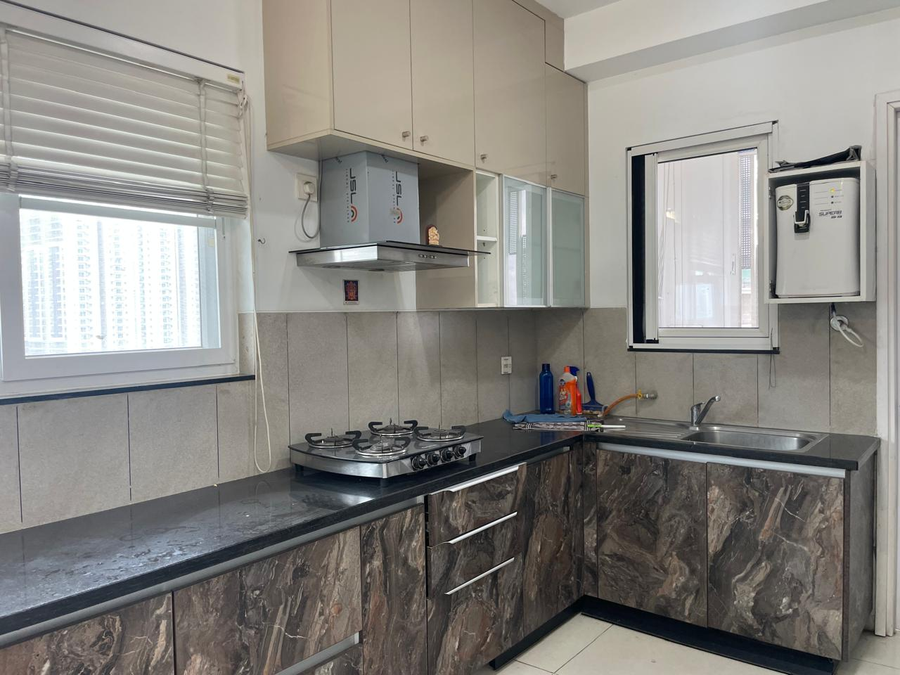 JS13_12 3bhk Semi furnished flat for rent in Narsingi | Jayaberi the summit | 75,000 Rs