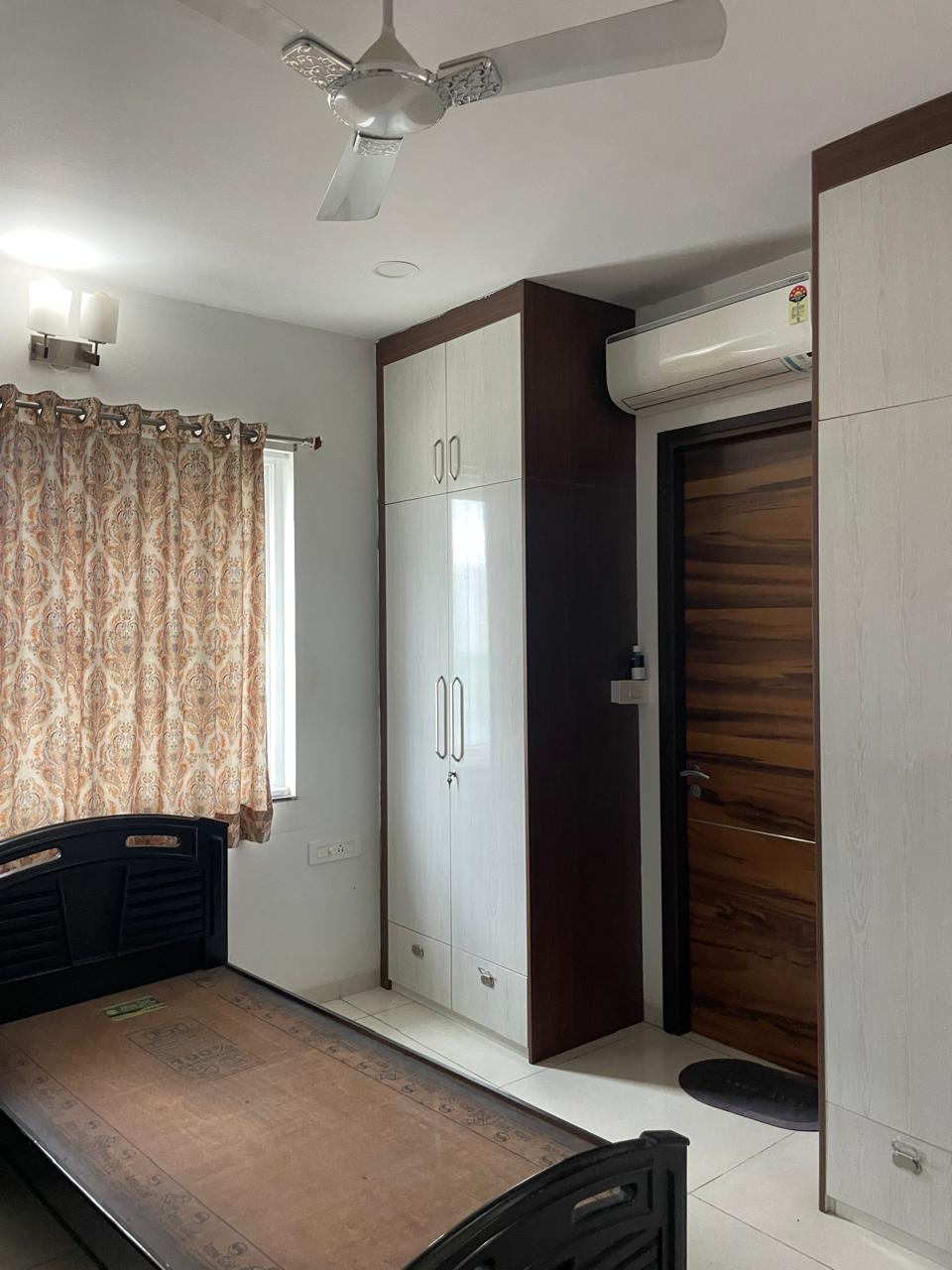 JS13_6 3bhk Semi furnished flat for rent in Narsingi | Jayaberi the summit | 75,000 Rs