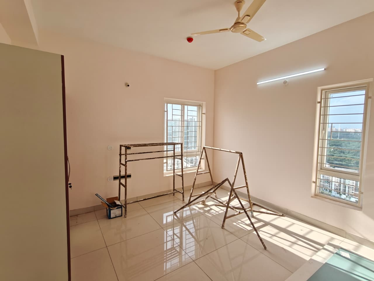 3 BHK Semi Furnished Flat for Rent in Sumadhura The Olympus, Financial District, Hyderabad |₹70,000