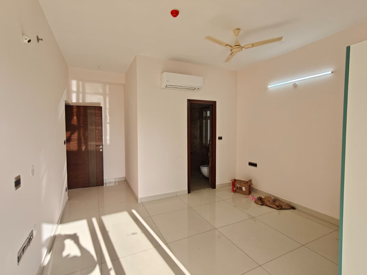 3 BHK Semi Furnished Flat for Rent in Sumadhura The Olympus, Financial District, Hyderabad |₹70,000