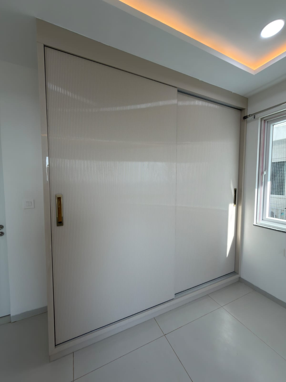 3 BHK Semi Furnished Flat for Rent in Jayabheri The Nirvana, Financial District, Hyderabad | ₹80,000